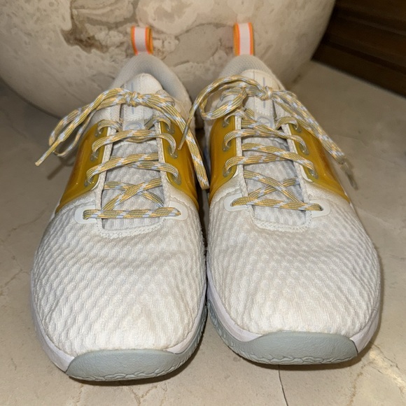 Nike Renew Sneakers - Picture 5 of 10